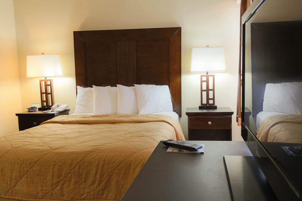 Frontier Hotel Houston Buitenkant foto